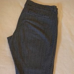 Old Navy Pixie Cropped Pants